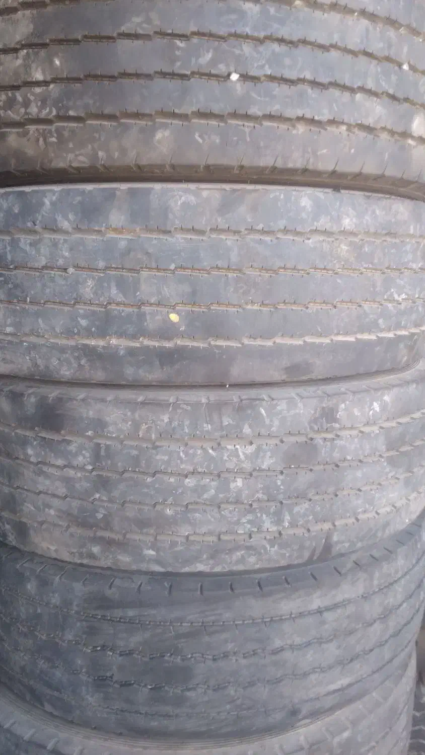 لاستیک ایسوزو و نیسان ۱۷.۵|قطعات یدکی و لوازم جانبی|ورامین, ریحان آباد|دیوار