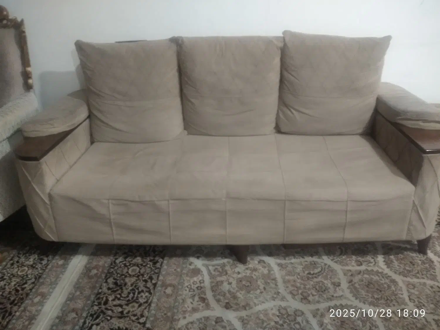 مبل راحتی|مبلمان خانگی و میز عسلی|مشهد, کارگران|دیوار