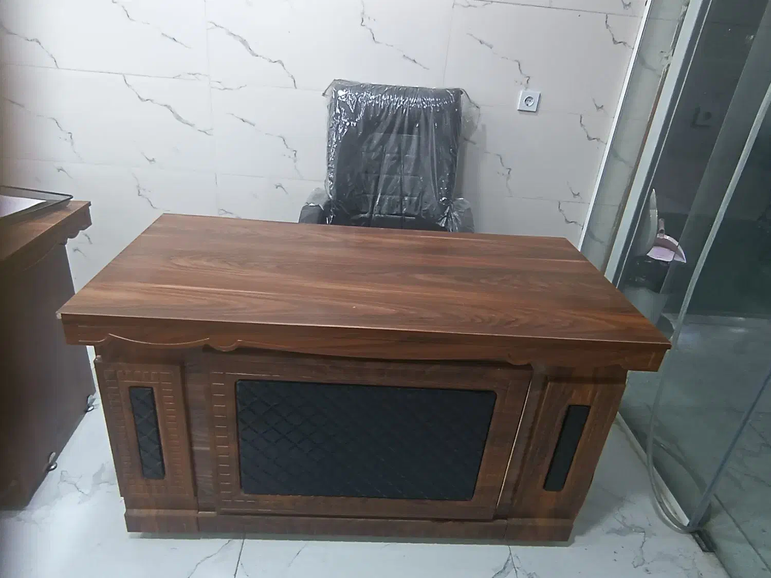 میز و صندلی ریاست|دفتر کار|مسجد سلیمان, |دیوار