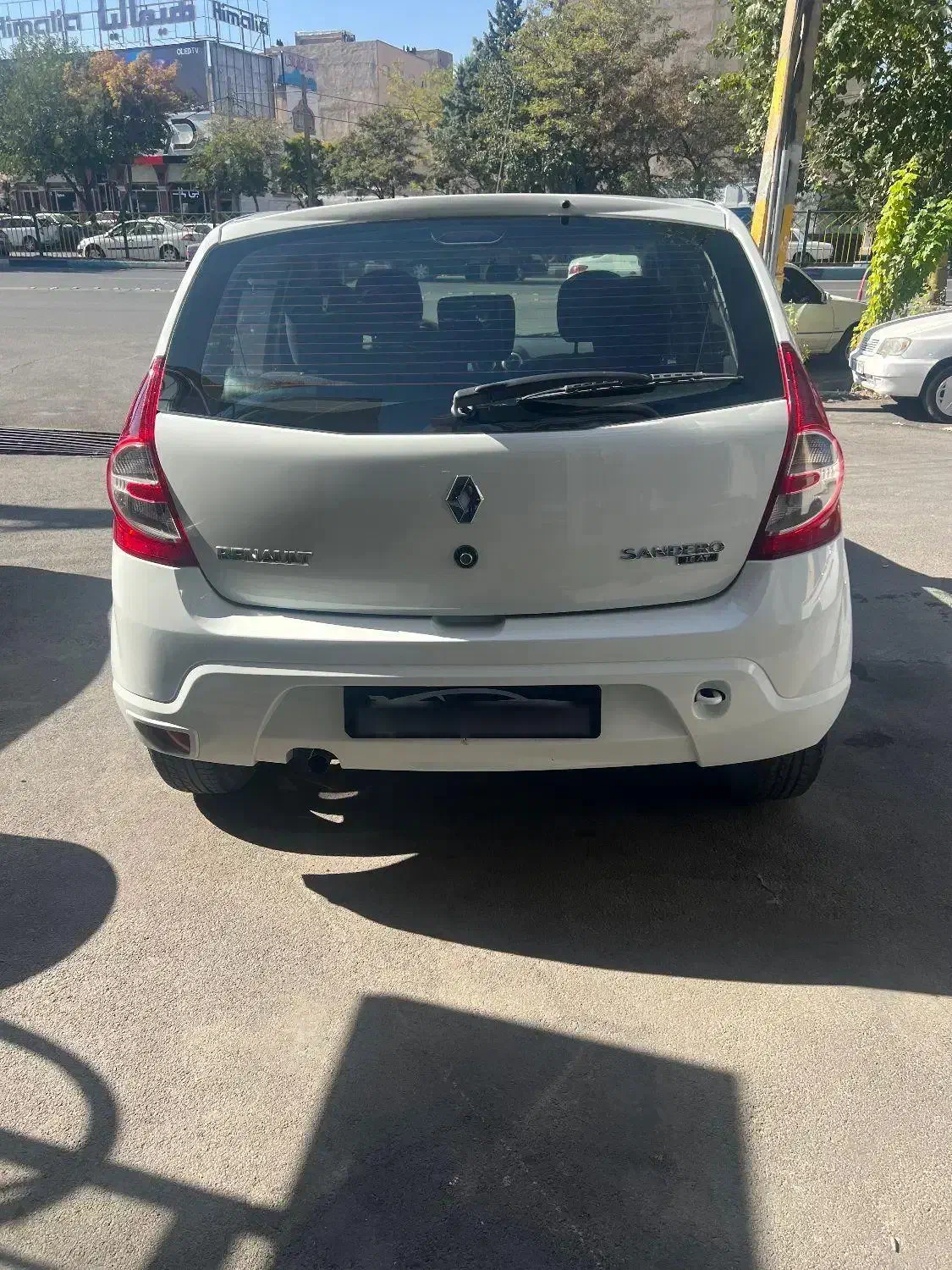 ساندرو|خودرو سواری و وانت|تبریز, |دیوار