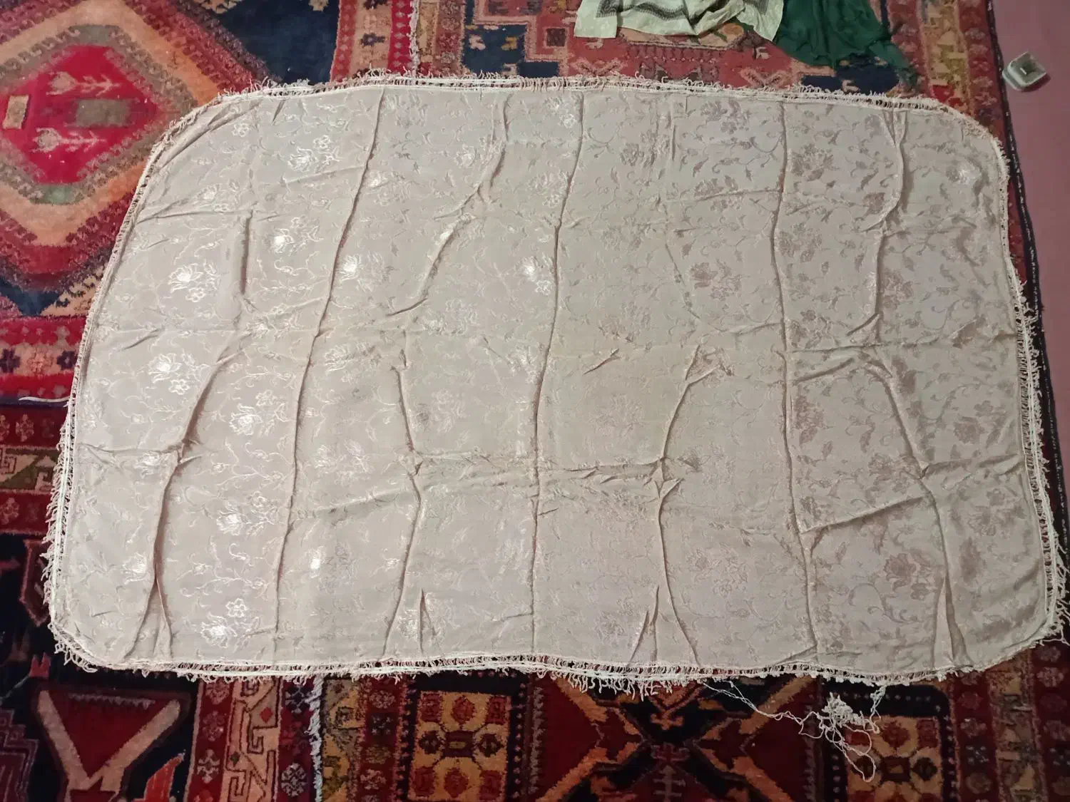 یک عدد شال قدیمی ۸۰ یا ۱۰۰ ساله خارال|لباس|اردبیل, |دیوار