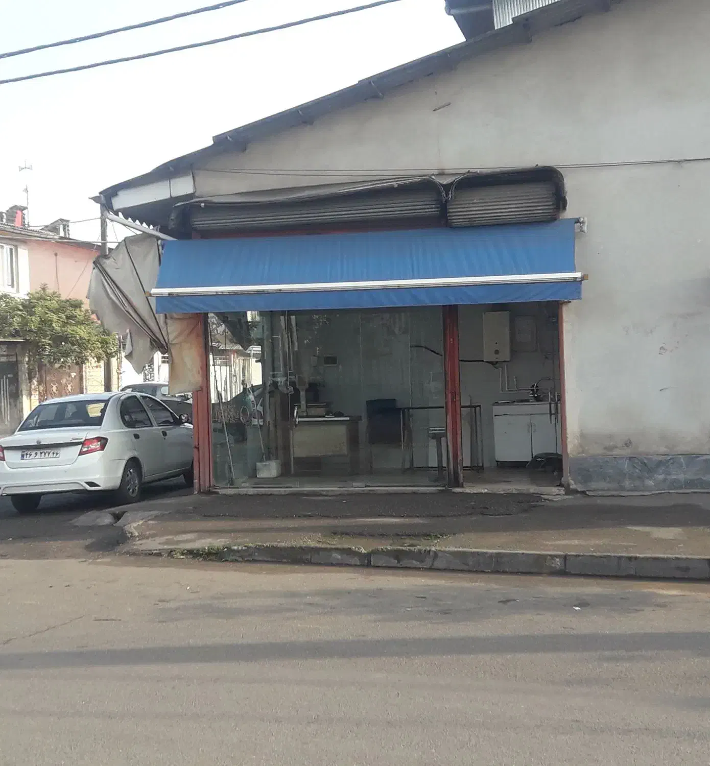 رهن یک باب مغازه در حمیدیان|اجارهٔ مغازه و غرفه|رشت, حمیدیان|دیوار