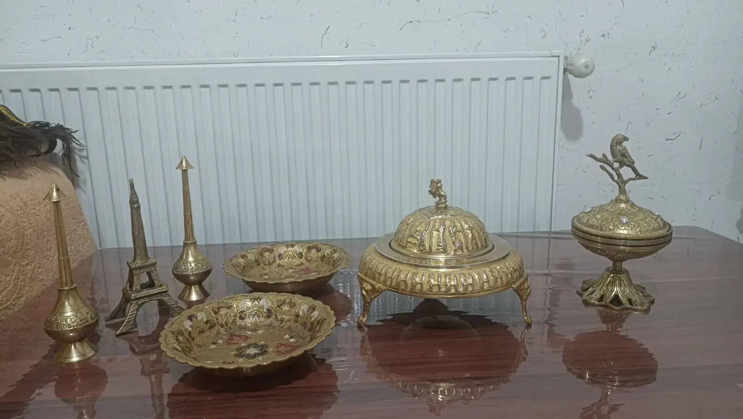 ظروف برنز|کلکسیون اشیاء عتیقه|سنندج, |دیوار