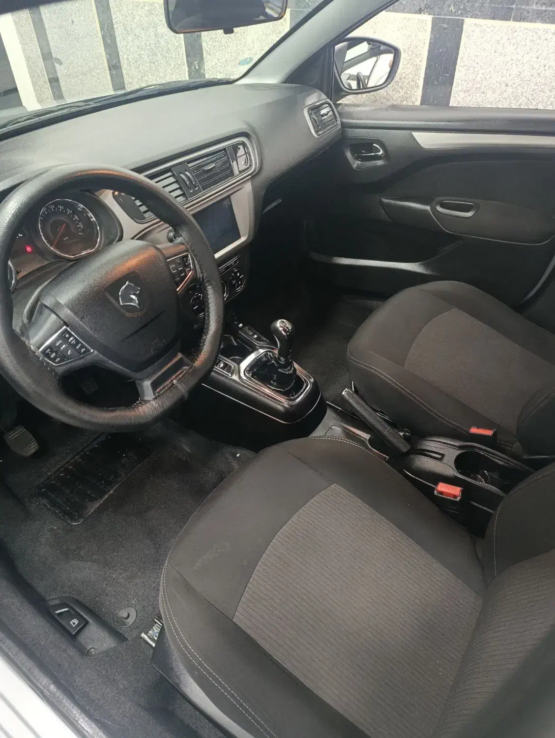 تارا    وی یک 5 دنده|خودرو سواری و وانت|تبریز, |دیوار