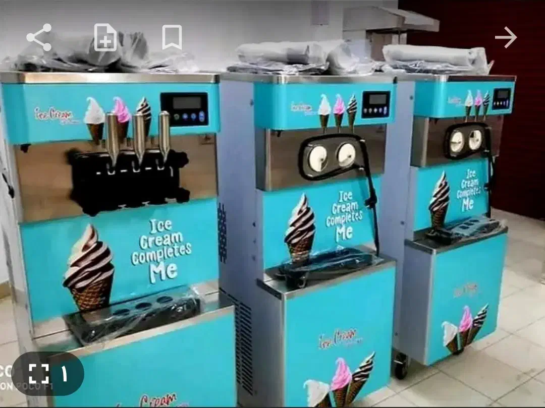 زعفرانی وانیلی توت فرنگی زغالی پسته|کافی‌شاپ و رستوران|آبادان, |دیوار