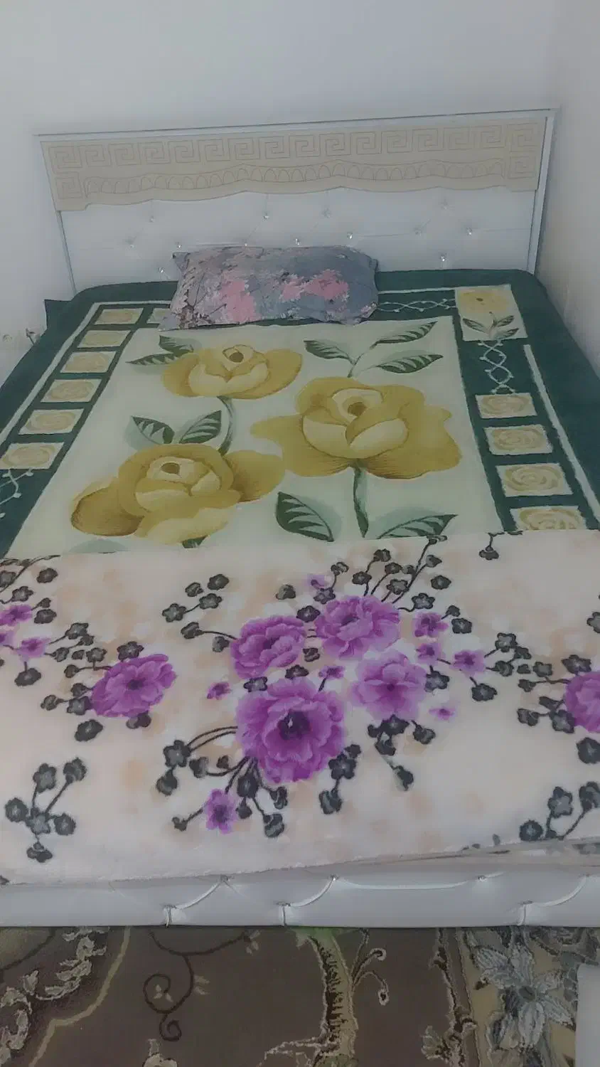 تخت خواب با تشک طبی در حد نو|تشک تختخواب|بندر ماهشهر, |دیوار