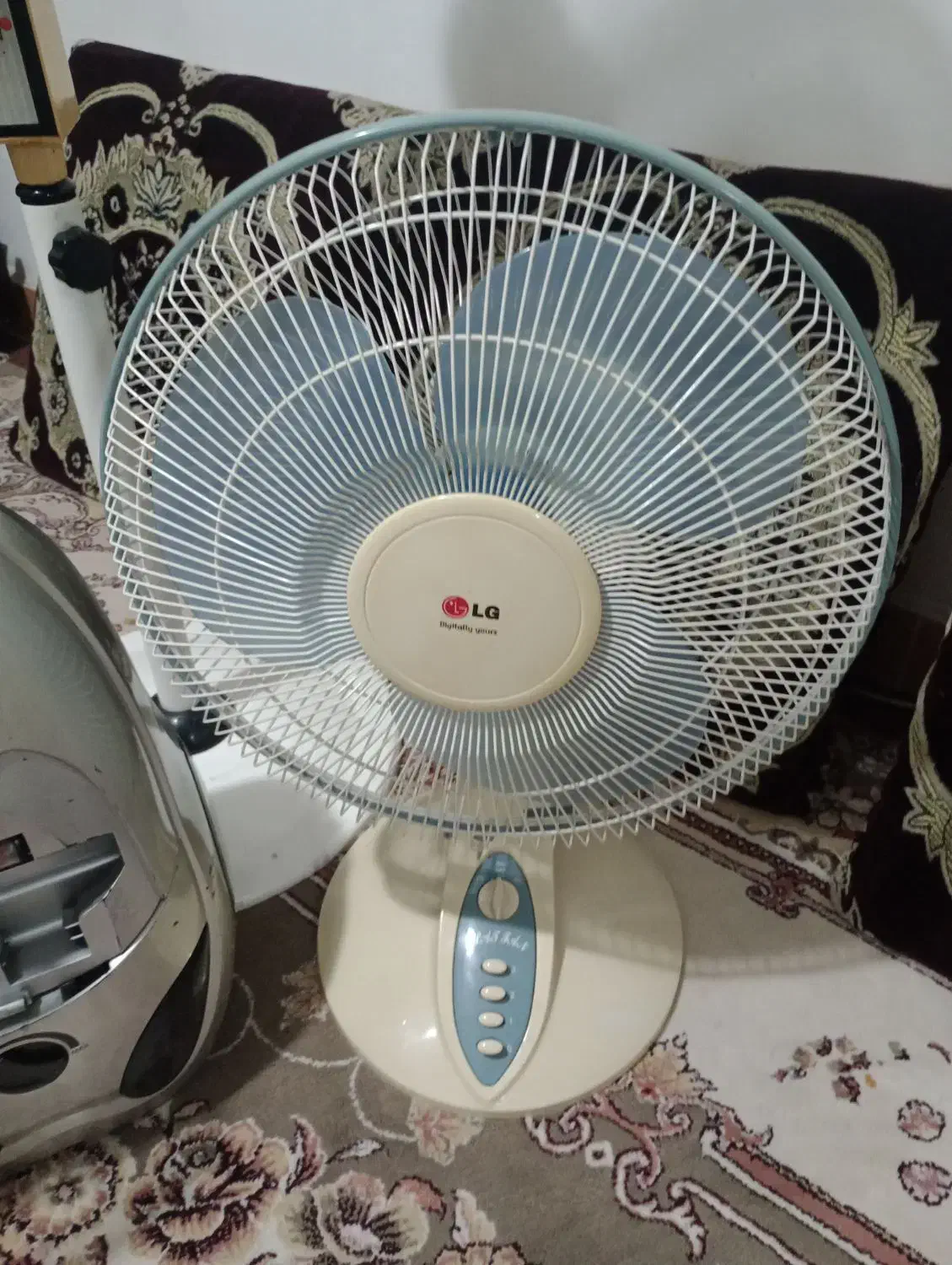 پنکه وستینگ هاوس امریکا|پنکه و تصفیه‌کنندهٔ هوا|رشت, سلیمانداراب|دیوار