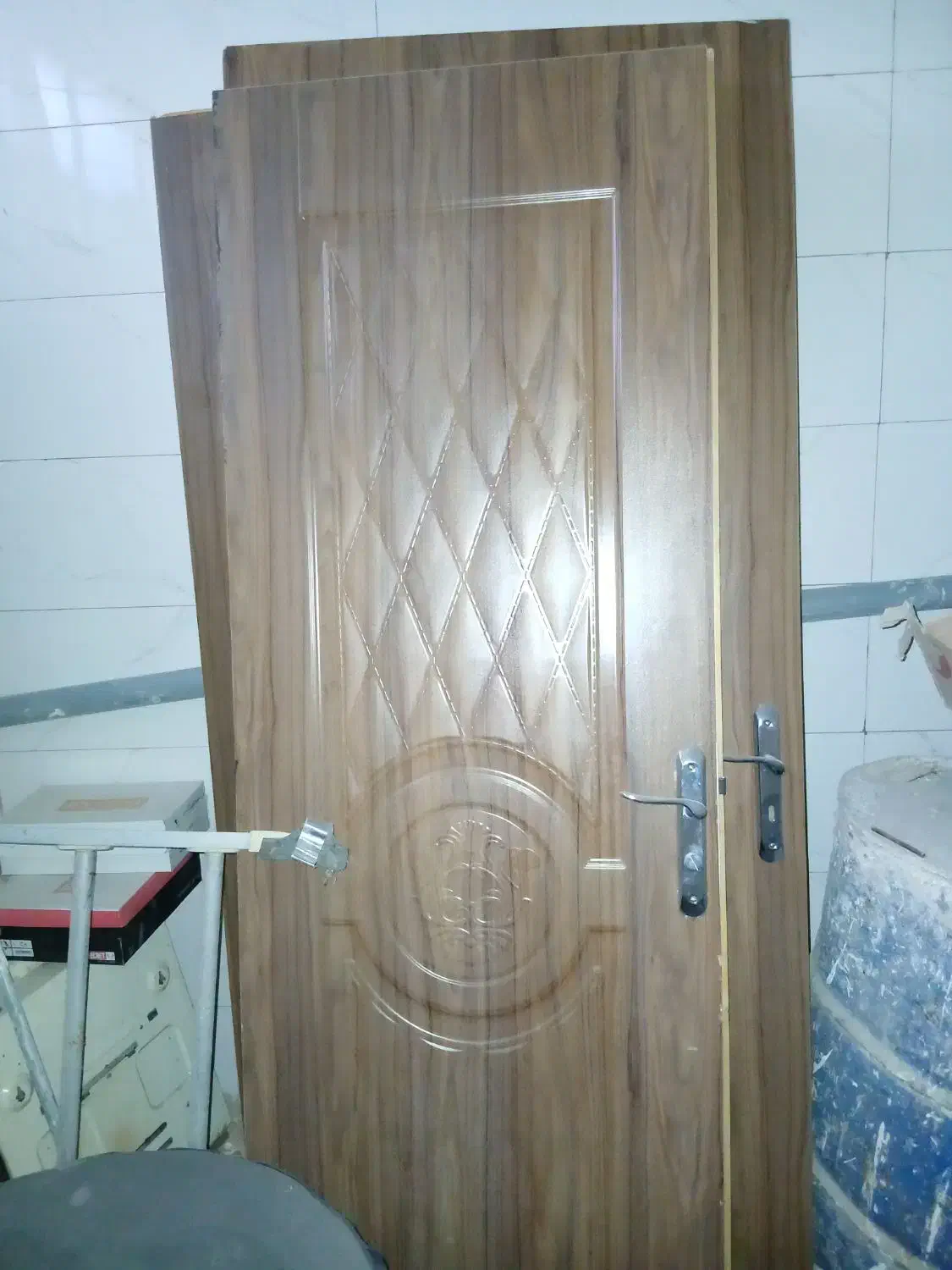 درب اتاق و سرویس|مصالح و تجهیزات ساختمان|مشهد, هنرور|دیوار