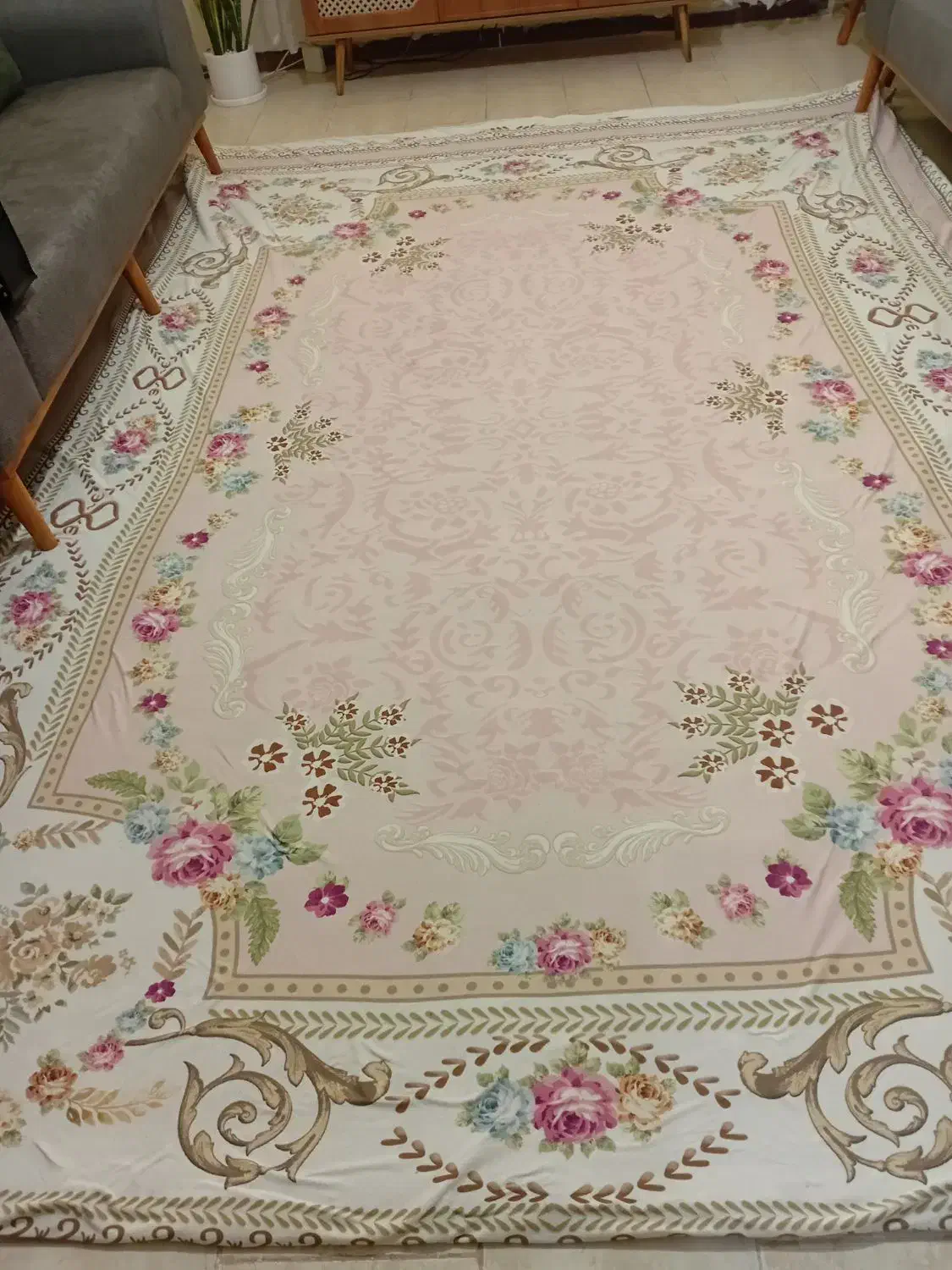 روفرشی|روفرشی|کرج, آق تپه|دیوار