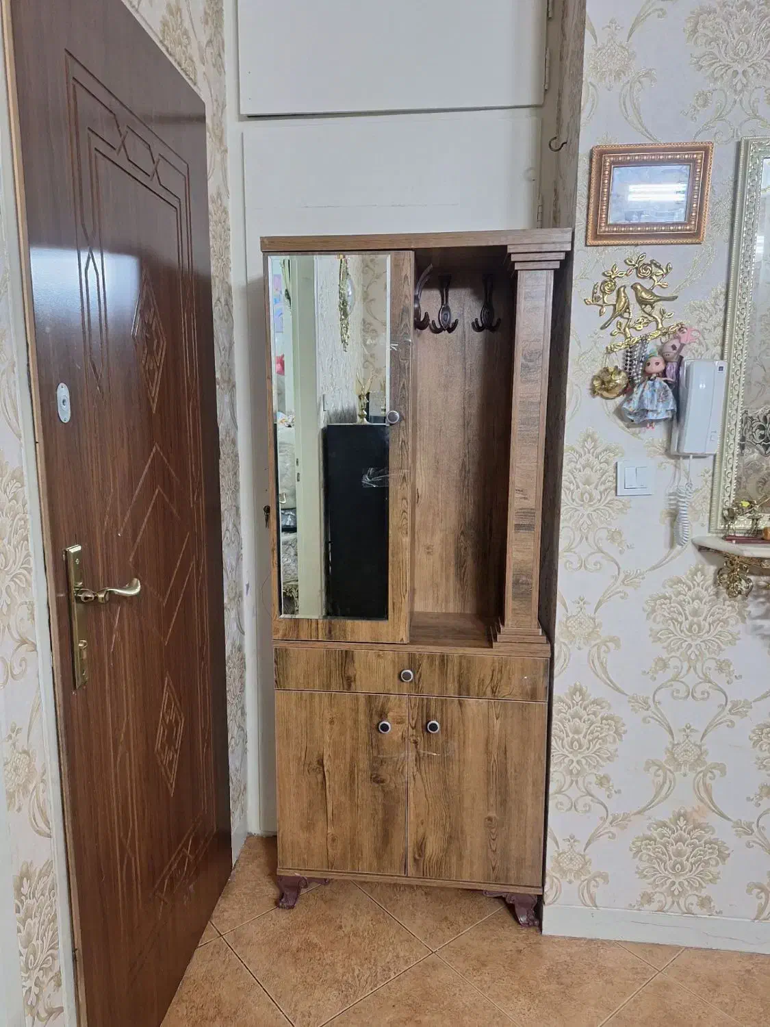 جاکفشی سالم نو|جاکفشی، کمد، دراور|تهران, شهرک شریعتی|دیوار