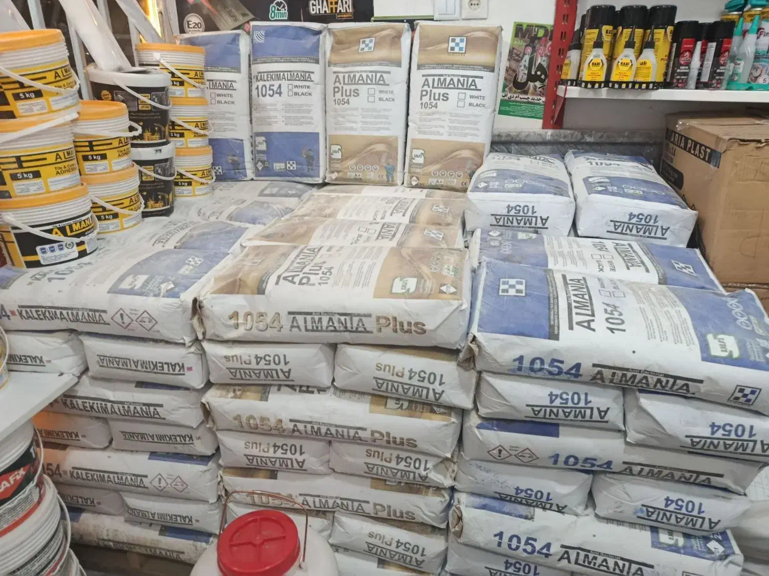 دنیای چسب خودرویی،ساختمانی،کارگاهی وصنعتی|مصالح و تجهیزات ساختمان|مشهد, نوید|دیوار