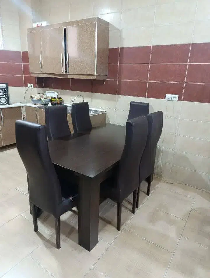 میز غذا خوری۶نفره|میز و صندلی غذاخوری|ارومیه, |دیوار