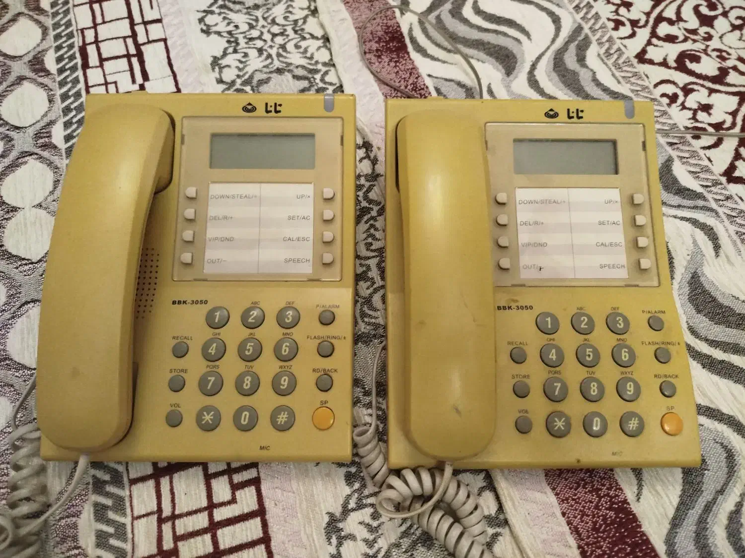 دو عدد تلفن سالم آماده کار|تلفن رومیزی|کرج, عظیمیه|دیوار