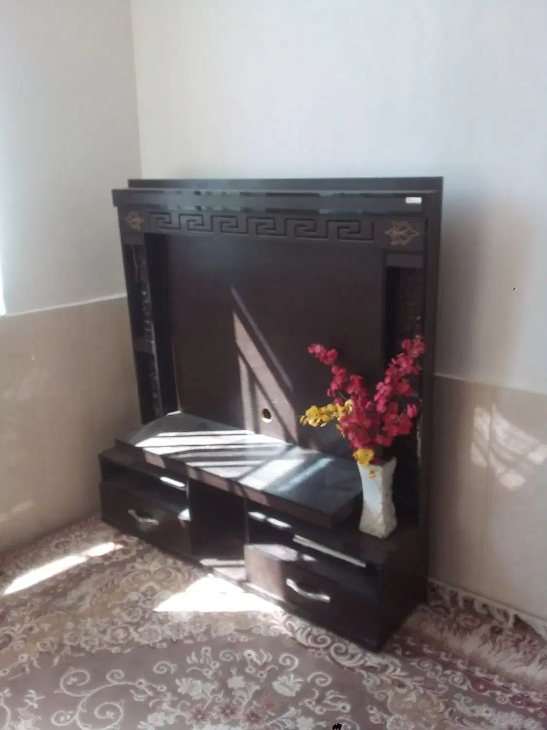 زیر تلویزیونی|میز تلویزیون|لردگان, |دیوار