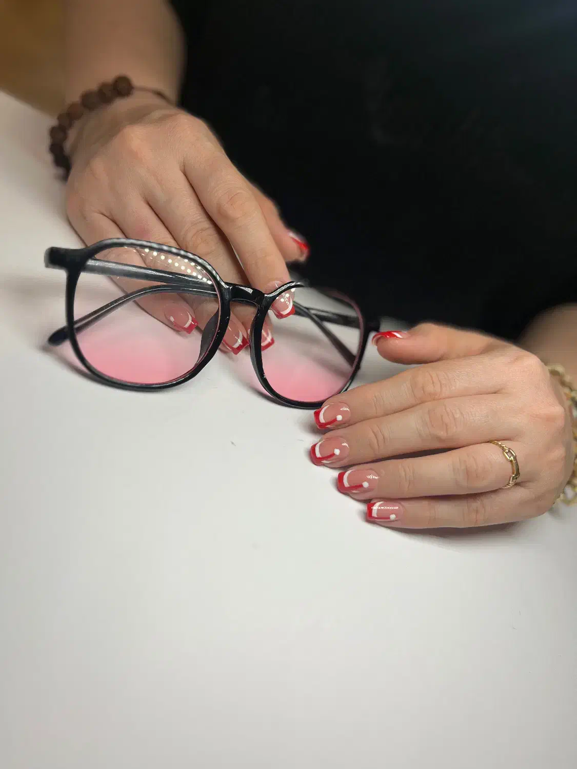 انواع خدمات کاشت ناخن فقط با ۴۰۰ تومان|خدمات آرایشگری و زیبایی|رشت, دیلمان|دیوار