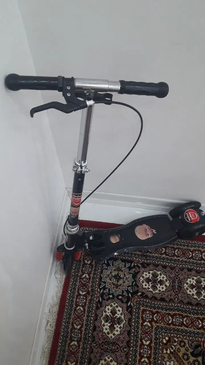 اسکوتر سالم در حد نو|دوچرخه، اسکیت، اسکوتر|دورود, |دیوار