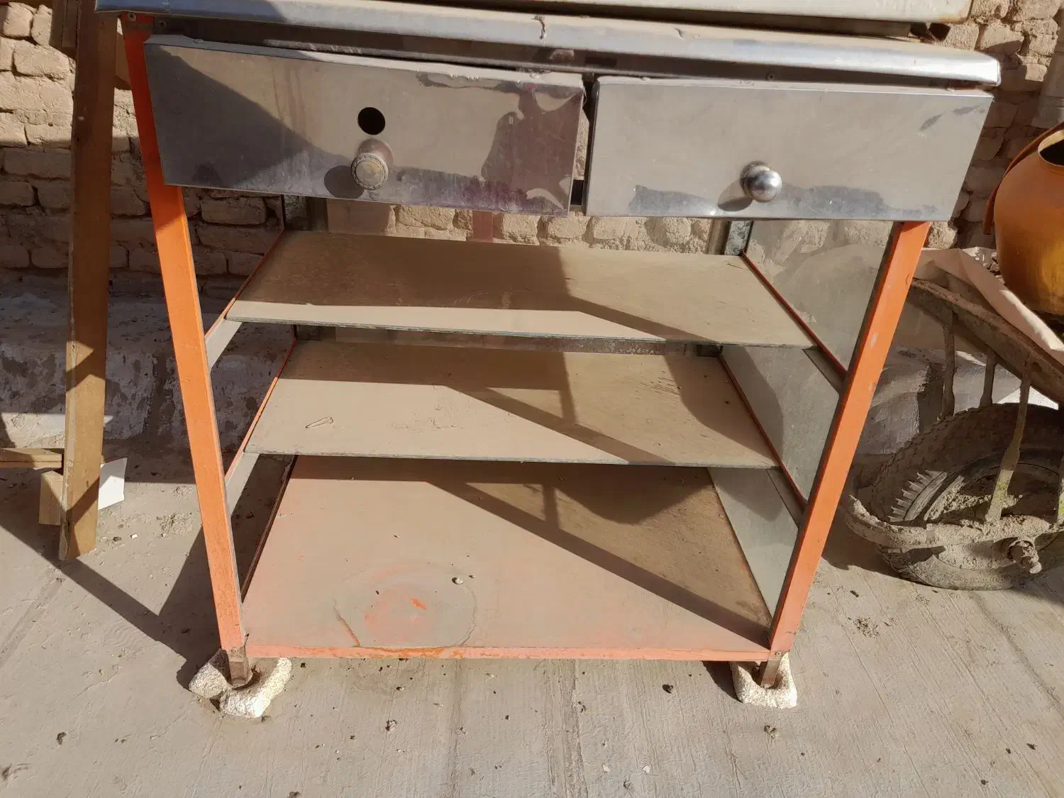 استند و میز کار سوپری و جا حبوبات|فروشگاه و مغازه|کاشان, باغ ماجد|دیوار