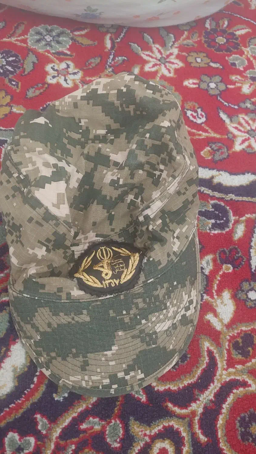 لباس نظامی سپاه|لباس|شیراز, دلجو|دیوار