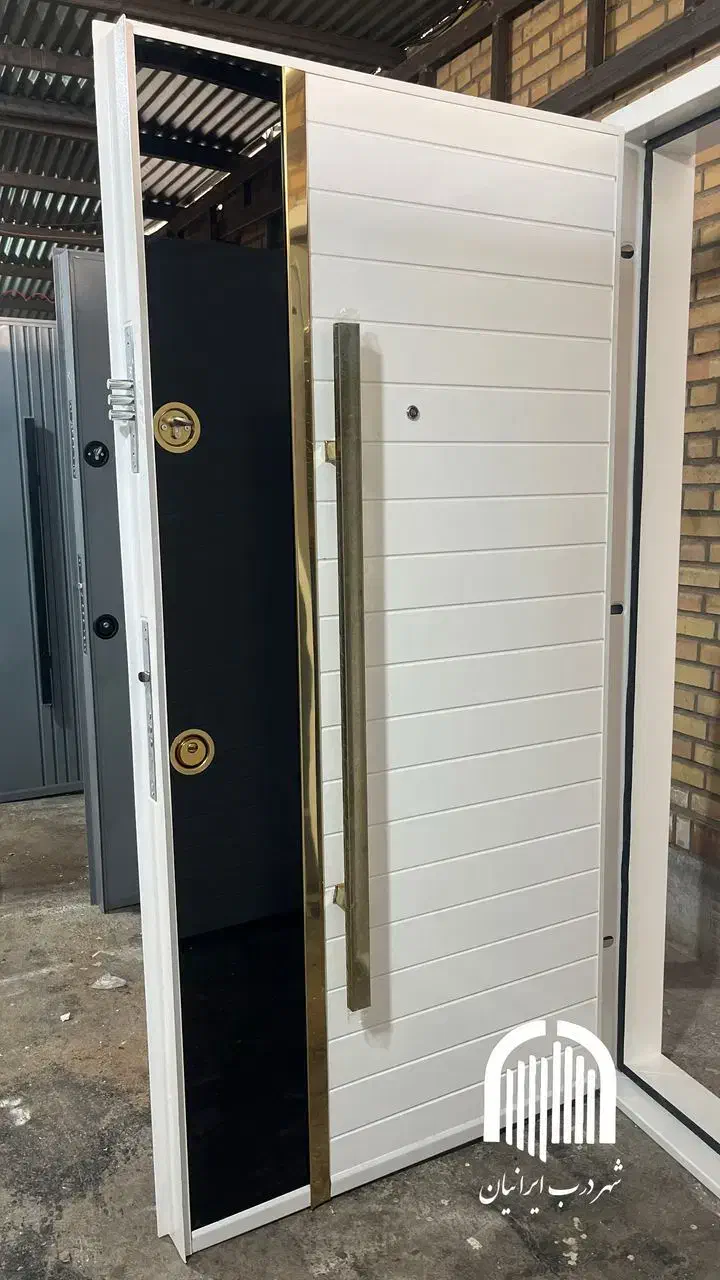 نصاب درب چوبی نصب درب ضد سرقت نصب دستگیره دیجیتال|خدمات پیشه و مهارت|کرمانشاه, |دیوار