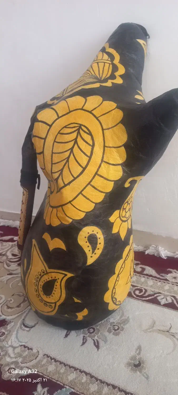 نی انبان|سازهای بادی|آبادان, |دیوار