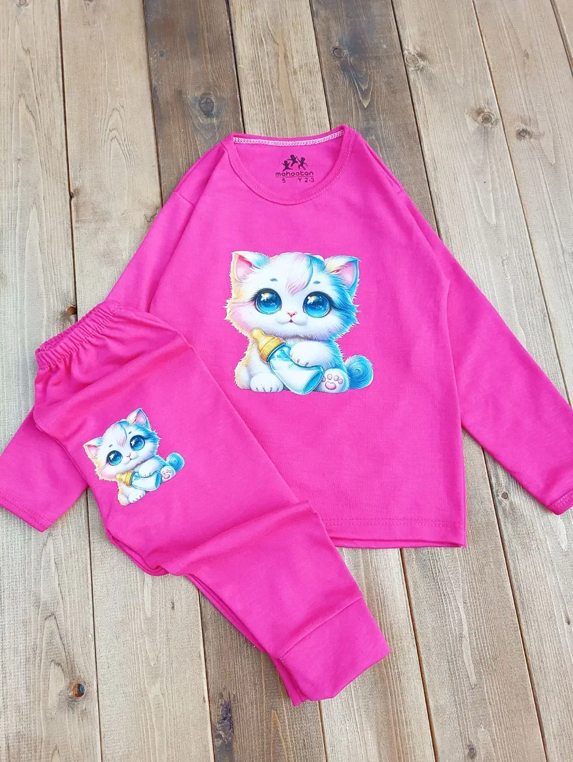 تولیدی ست بچگانه ماهوتن|کفش و لباس بچه|ایزدشهر, |دیوار