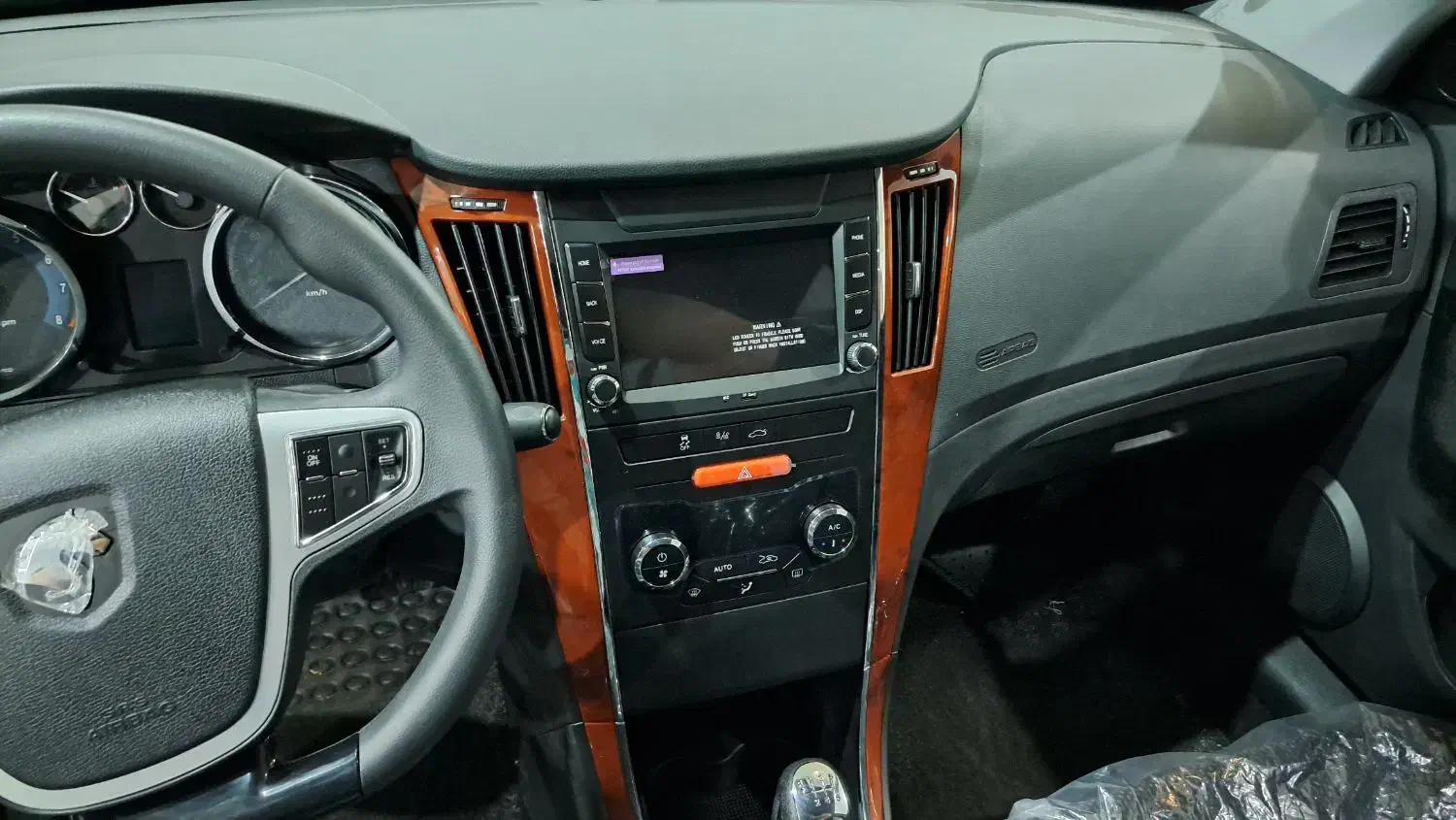 دنا پلاس ۶دنده صفر کیلومتر ۱۴۰۴|خودرو سواری و وانت|اهواز, باغ شیخ|دیوار