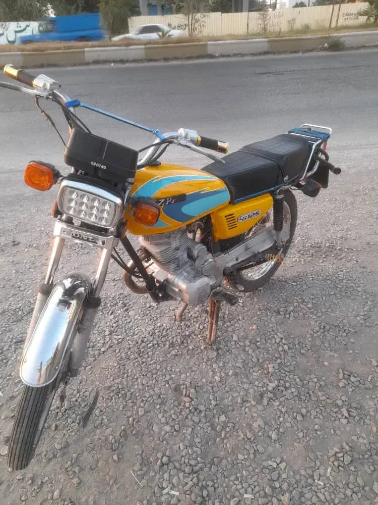 موتور ۱۲۵ در حد|موتورسیکلت|رویان, |دیوار