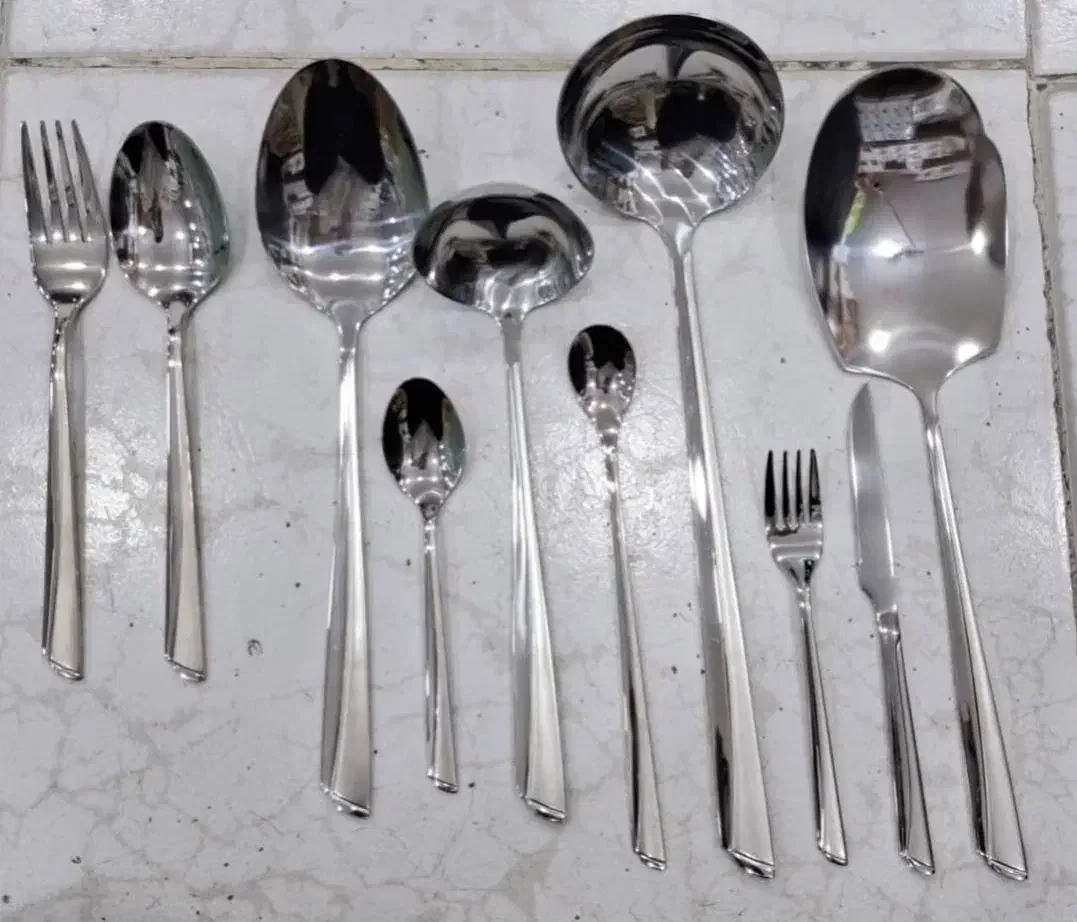 سرویس قاشق و چنگال|ظروف سرو و پذیرایی|مهاباد (آذربایجان غربی), |دیوار