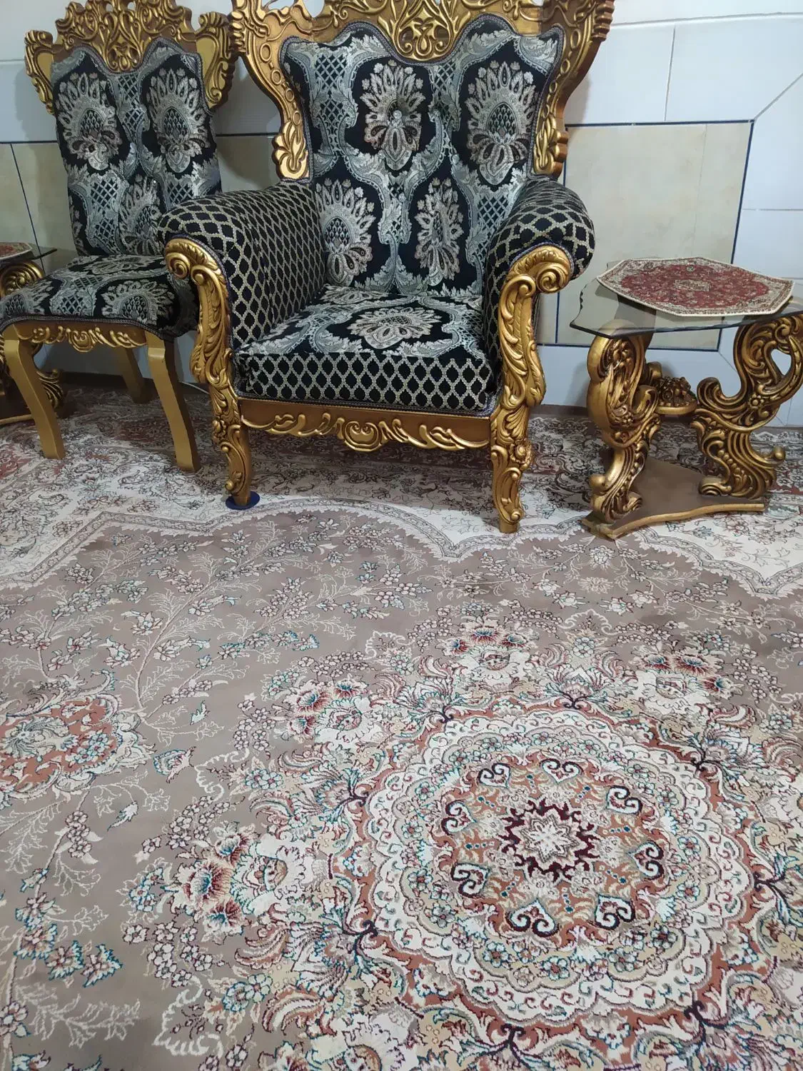 مبل 9 نفره کلاسیک و استیل|مبلمان خانگی و میز عسلی|فولادشهر, B1|دیوار