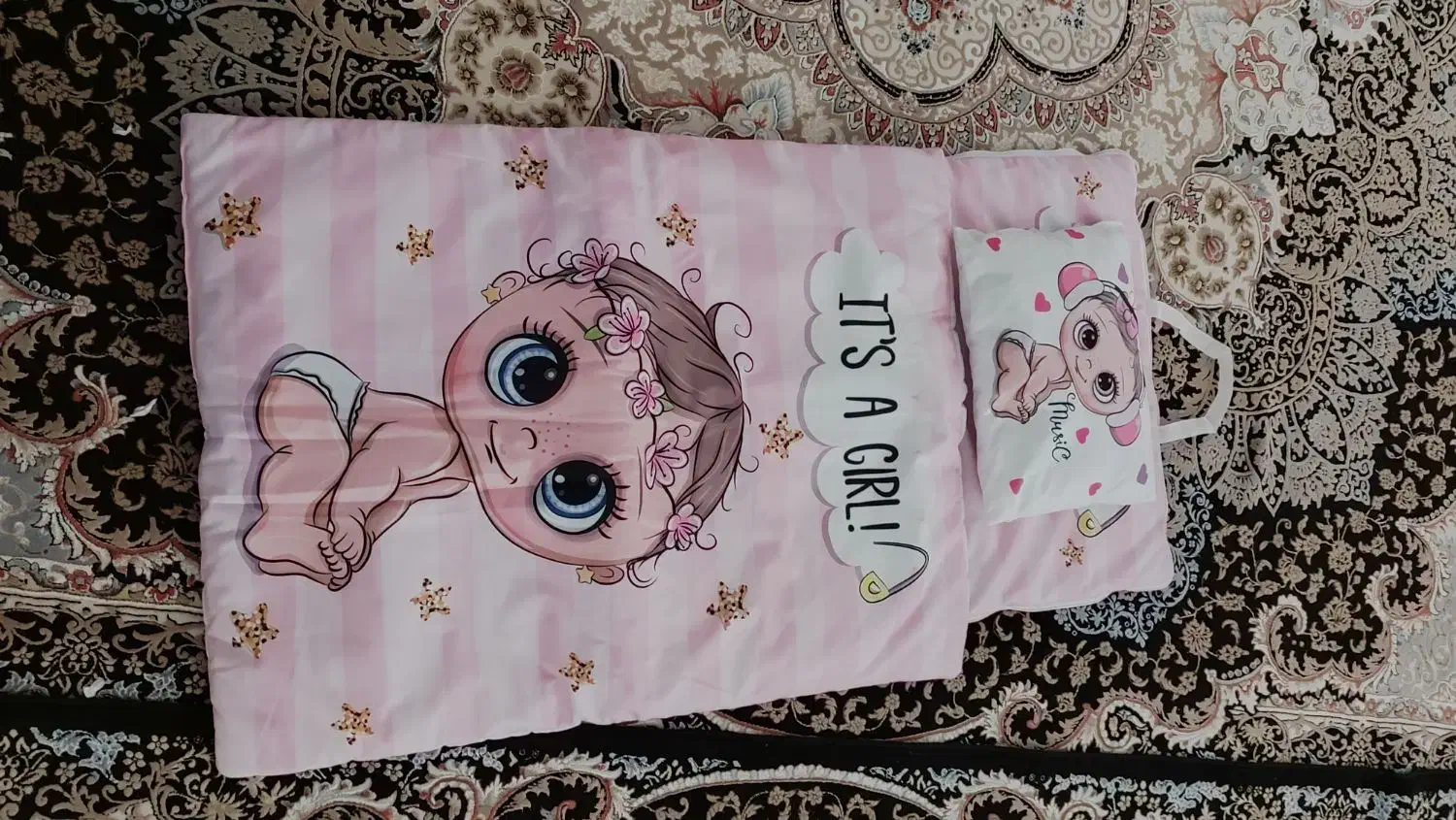 سرویس مسافرتی نوزاد دخترانه|اسباب و اثاث بچه|هشتگرد, شهرک راه آهن|دیوار