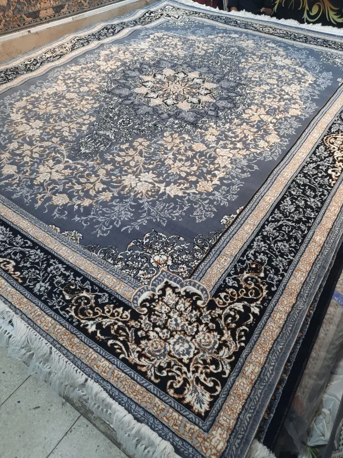 فرش ۱۲ متری طرح جدید|فرش|مشهد, مصلی (کارمندان اول)|دیوار