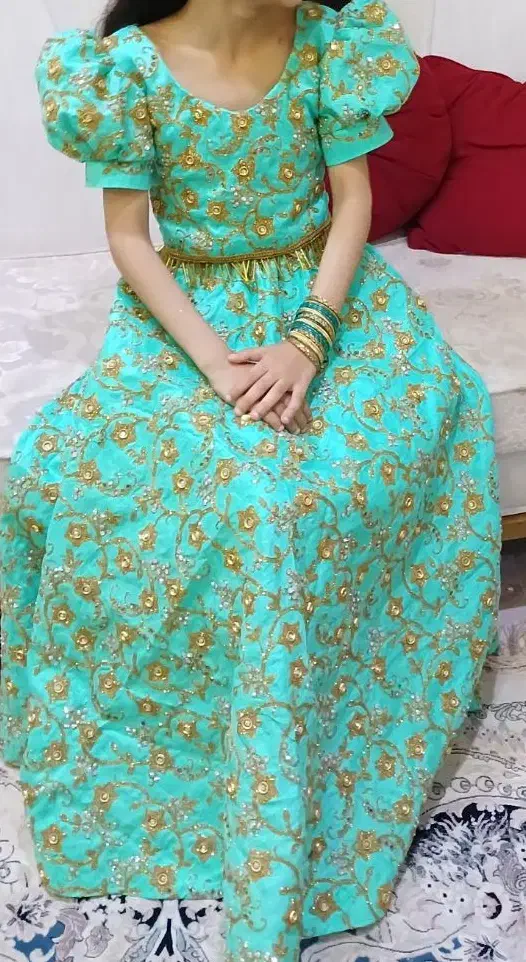 لباس|لباس|میناب, |دیوار