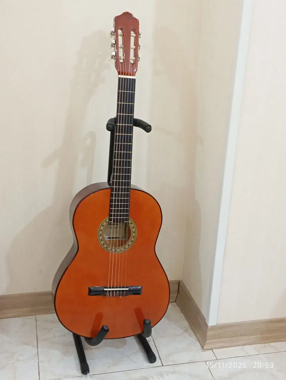 گیتار یاماها c90|گیتار، بیس، امپلیفایر|ری, دیلمان|دیوار