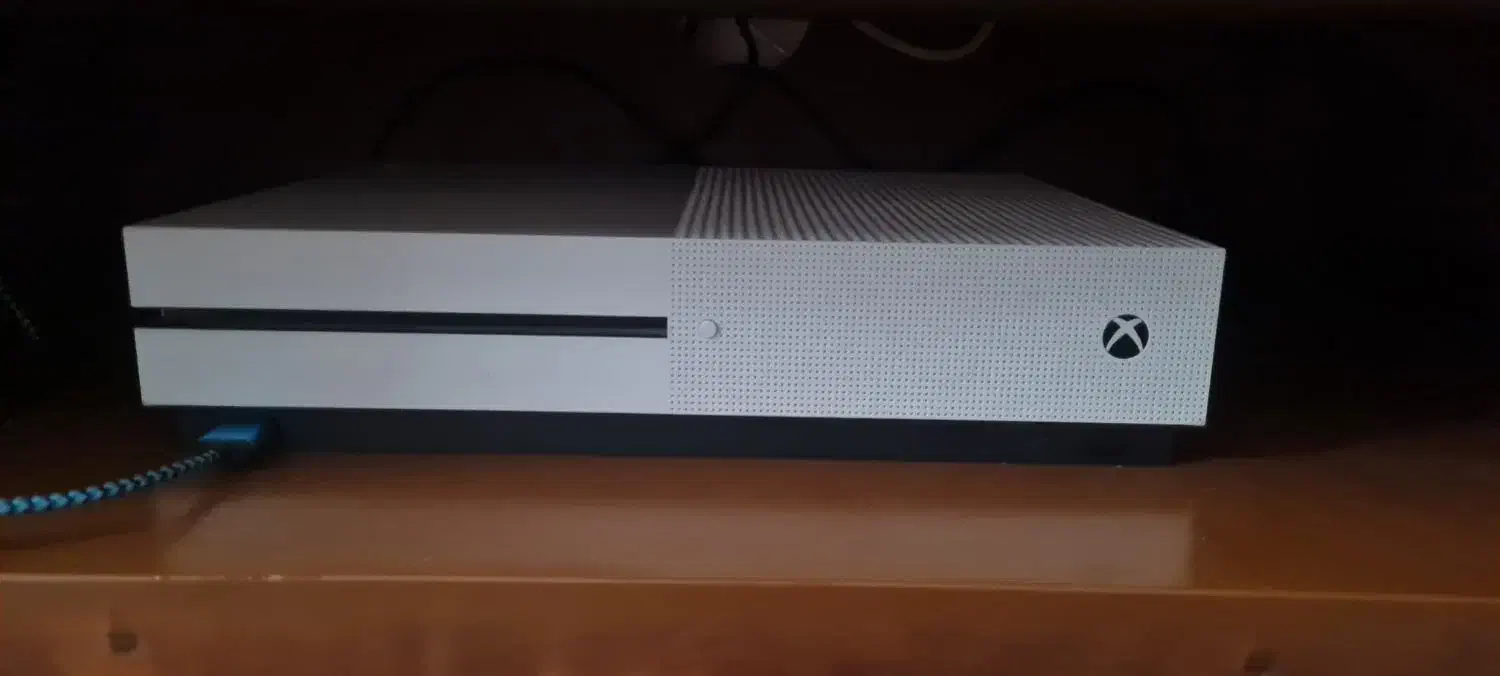 xbox one s|کنسول، بازی ویدئویی و آنلاین|خوی, |دیوار