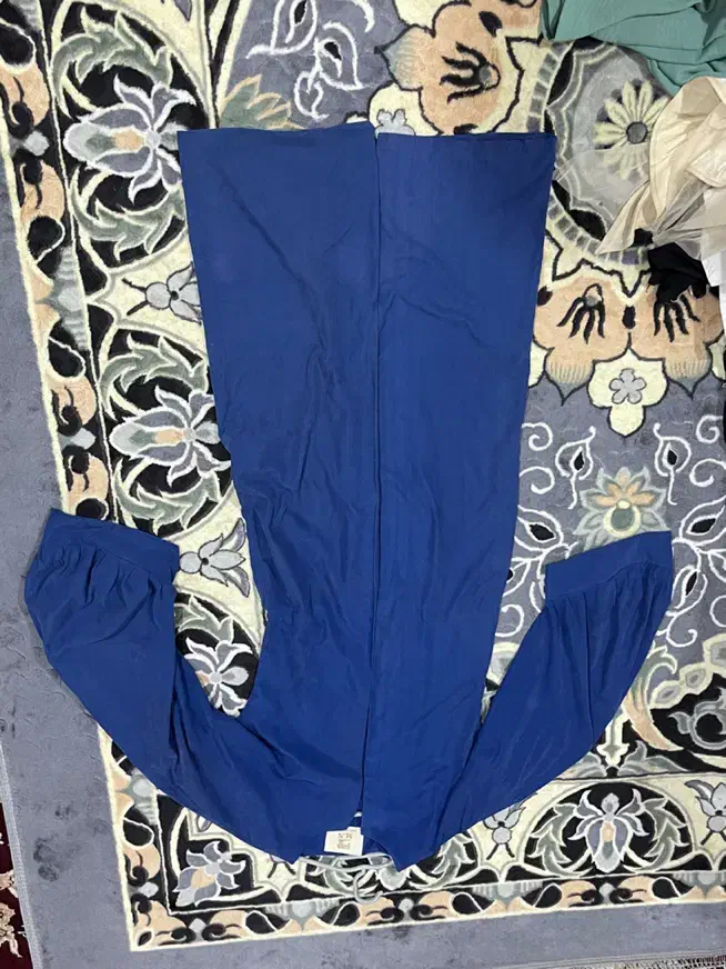 لباس|لباس|شیراز, شهرک مدرس|دیوار