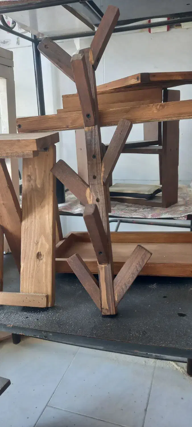 چوب لباسی|بندرخت و رخت‌آویز|دزفول, |دیوار