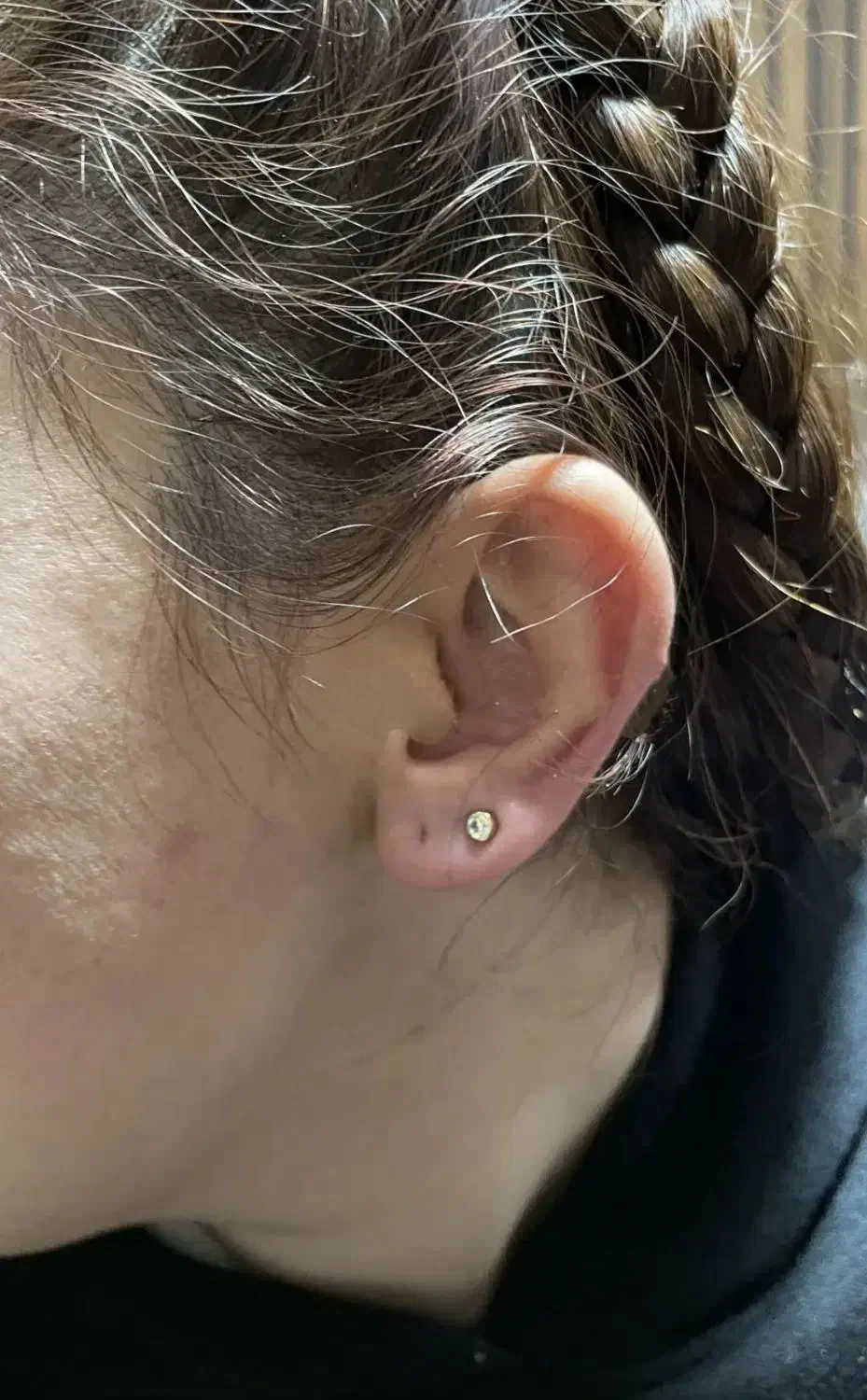 سوراخ کردن گوش و بینی|خدمات آرایشگری و زیبایی|سراوان, |دیوار