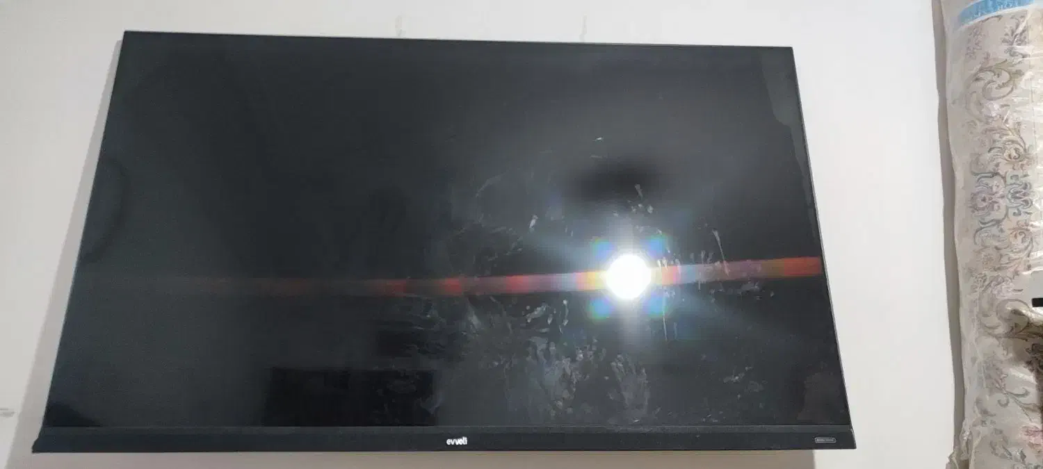 تلویزیون 65 ایوولی صفحه شکسته|تلویزیون و پروژکتور|زاهدان, |دیوار