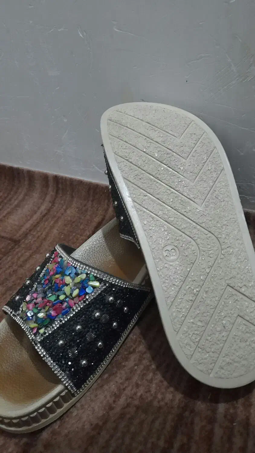 دمپایی همکف. جنس ترکیه.|کیف، کفش، کمربند|ارومیه, |دیوار