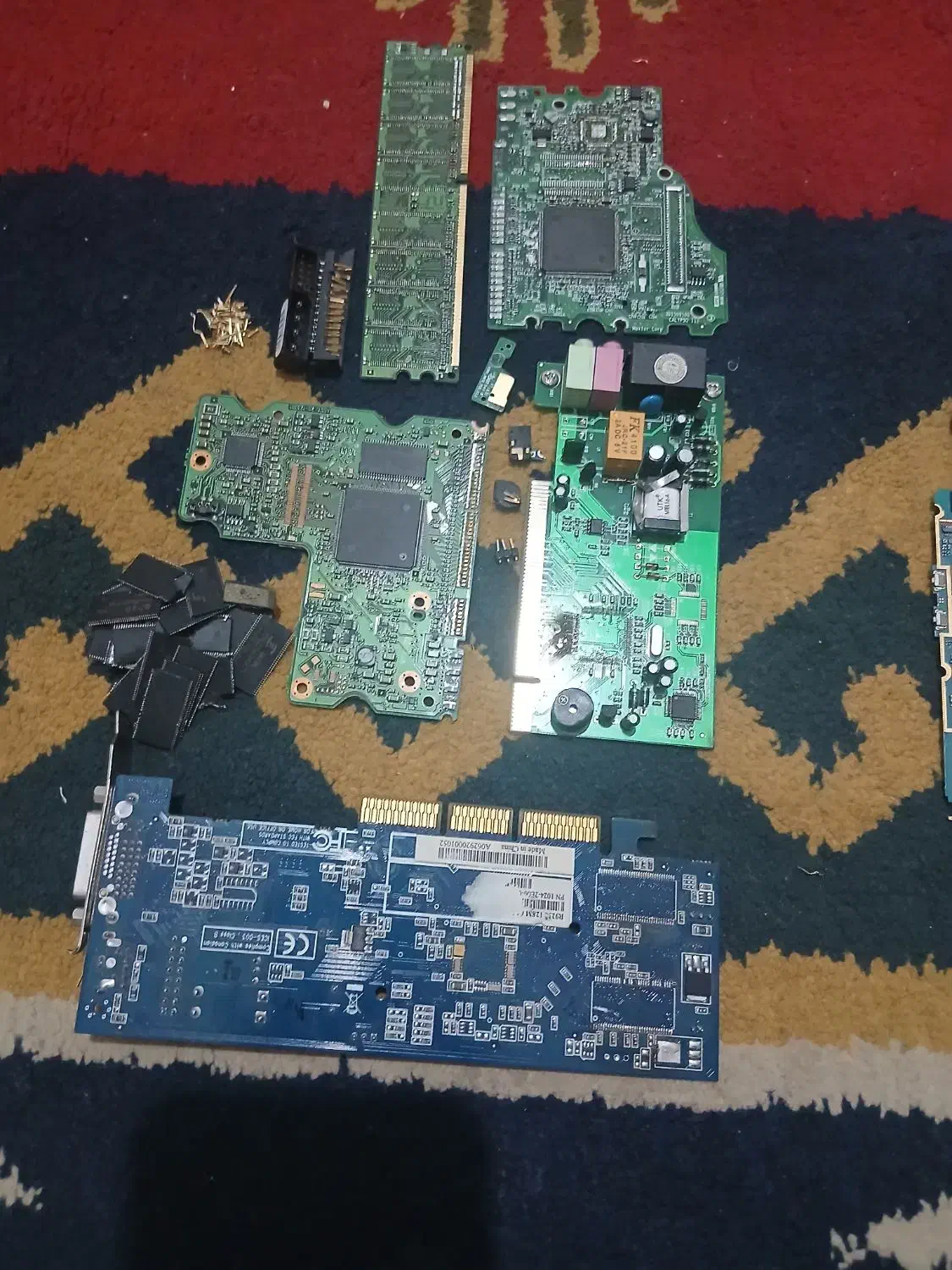 رم کامپیوتر و برد موبایل جهت بازیافت طلا|قطعات و لوازم جانبی رایانه|فردوسیه, |دیوار