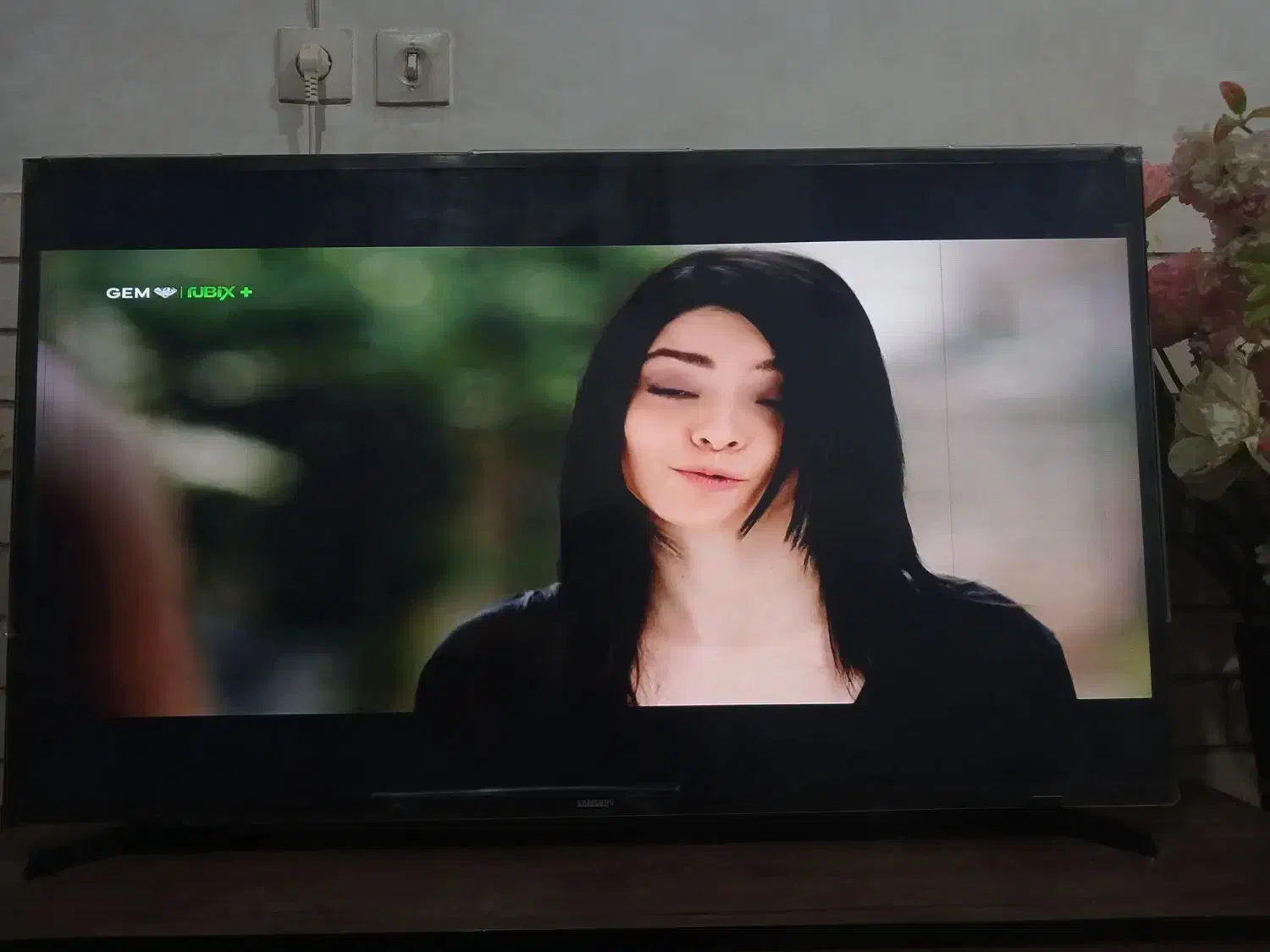 ۴۳اینج|تلویزیون و پروژکتور|سیرجان, |دیوار