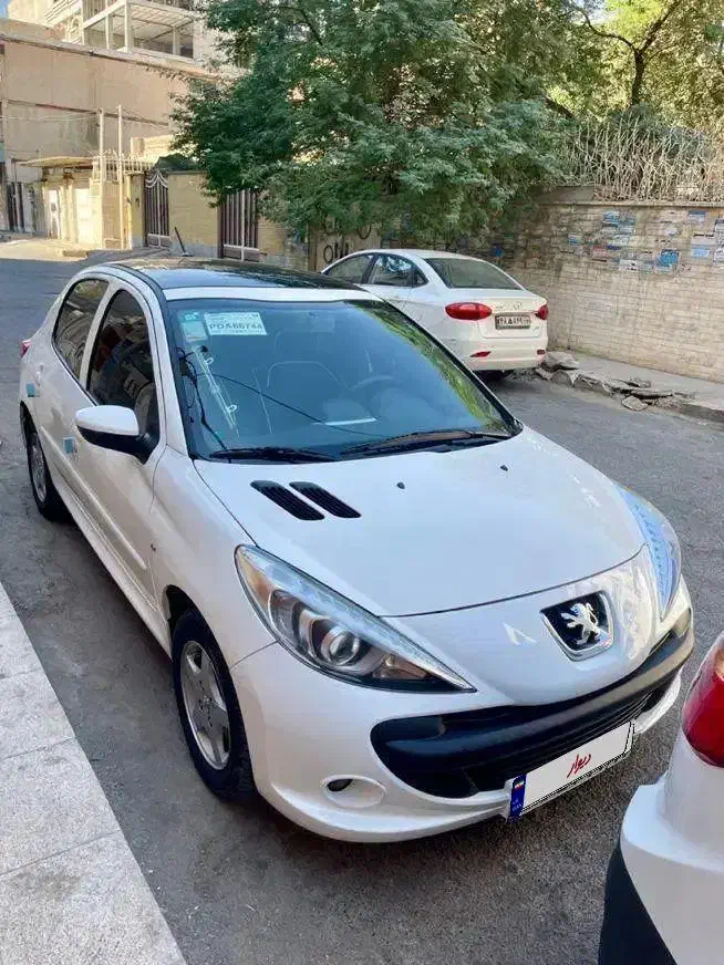 پژو ۲۰۷ مدل ۱۴۰۲ سقف پاناراما|خودرو سواری و وانت|اهواز, زیتون کارمندی|دیوار