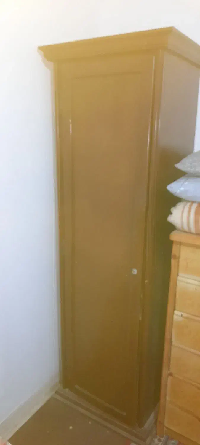 ۲ عددکمد و یک دراور لباس|جاکفشی، کمد، دراور|خاش, |دیوار