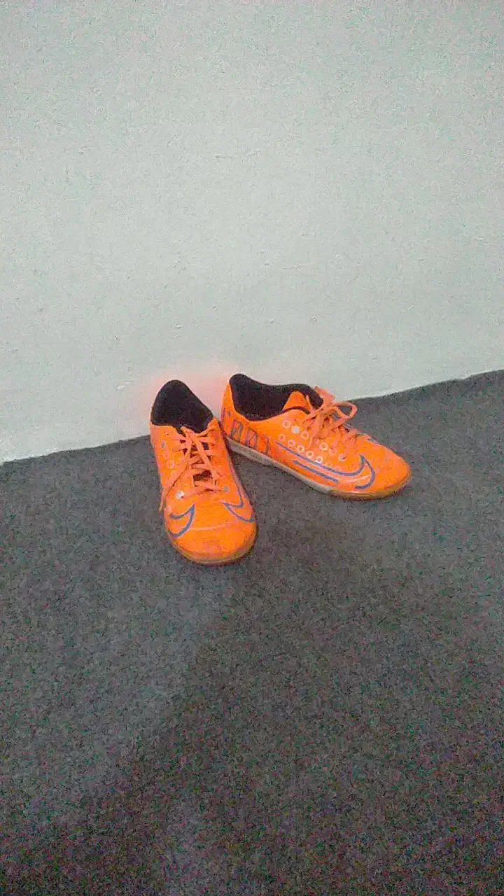 کفش فوتسال|کیف، کفش، کمربند|همدان, |دیوار