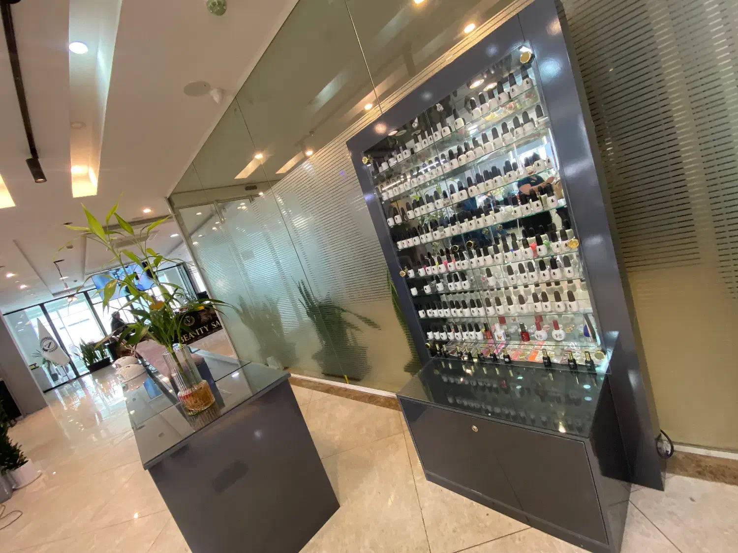 میز و ویترین پی وی سی|بوفه، ویترین، کنسول|نوشهر, |دیوار