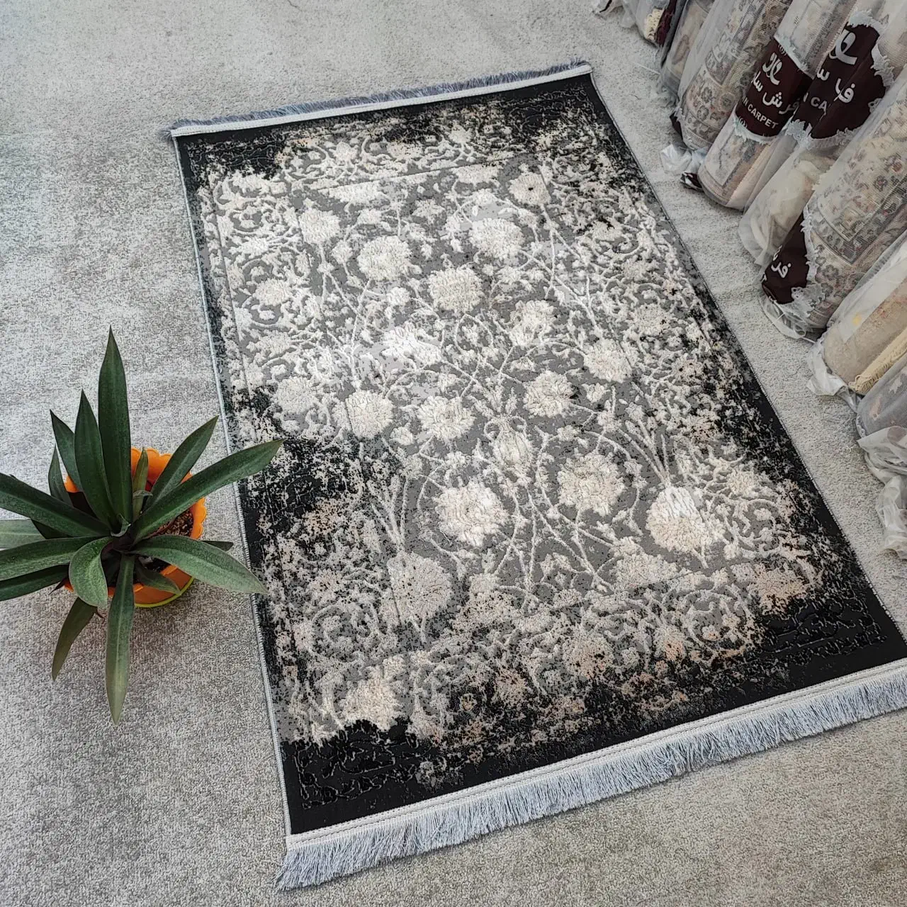 فرش ماشینی ۱/۵و۴و۶و۹و۱۲ متری (ارسال فوری)|فرش|تهران, بازار|دیوار