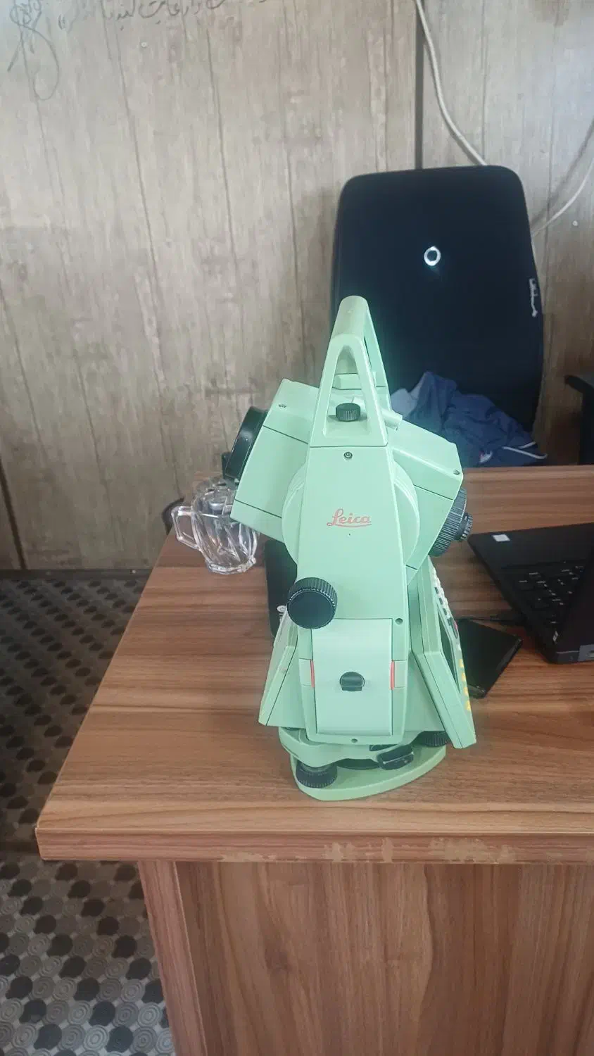 دوربین لایکا tc805|مصالح و تجهیزات ساختمان|بافق, |دیوار