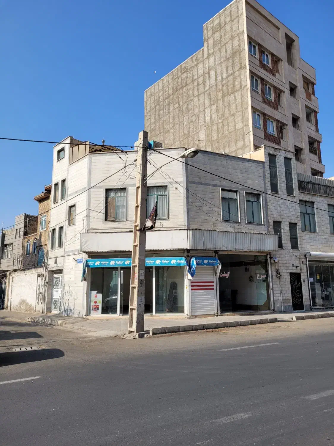 60متر تجاری بر اصلی مناسب داروخانه یا مشاغل دیگر|اجارهٔ مغازه و غرفه|ری, علایین|دیوار