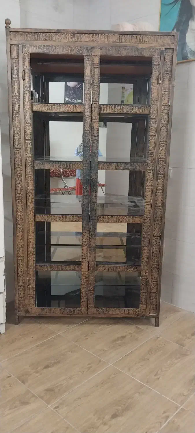 ویترین آهنی|بوفه، ویترین، کنسول|رودبنه, |دیوار