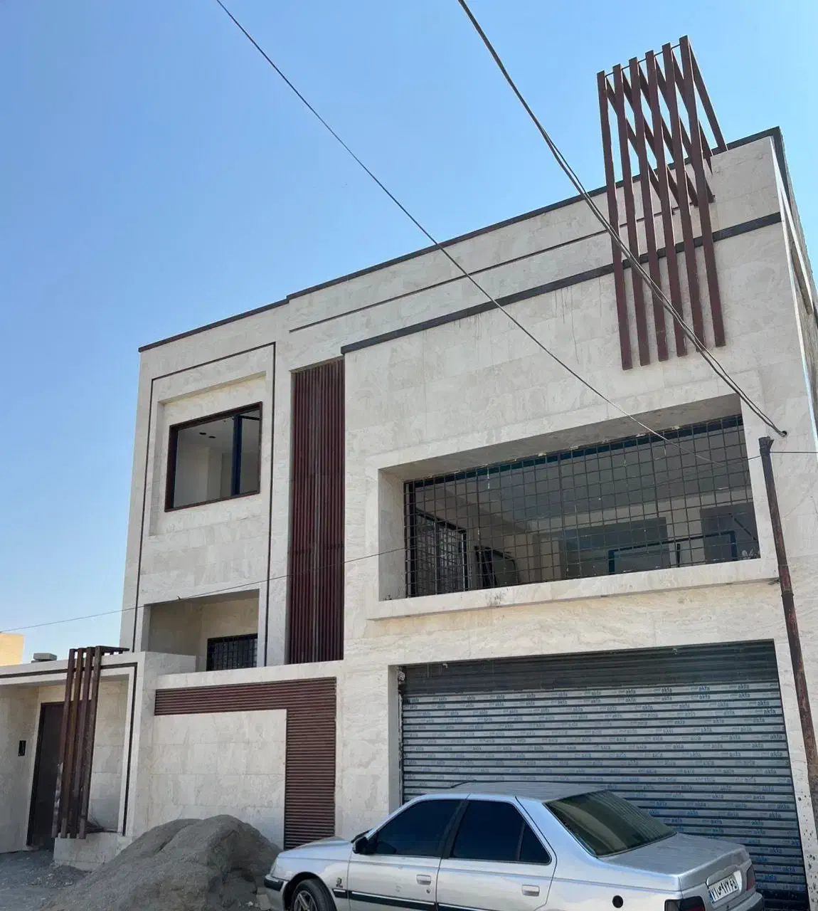 دوبلکس نوساز ۴۵۰ متری (معاوضه و شرایط)|فروش خانه و ویلا|جیرفت, |دیوار